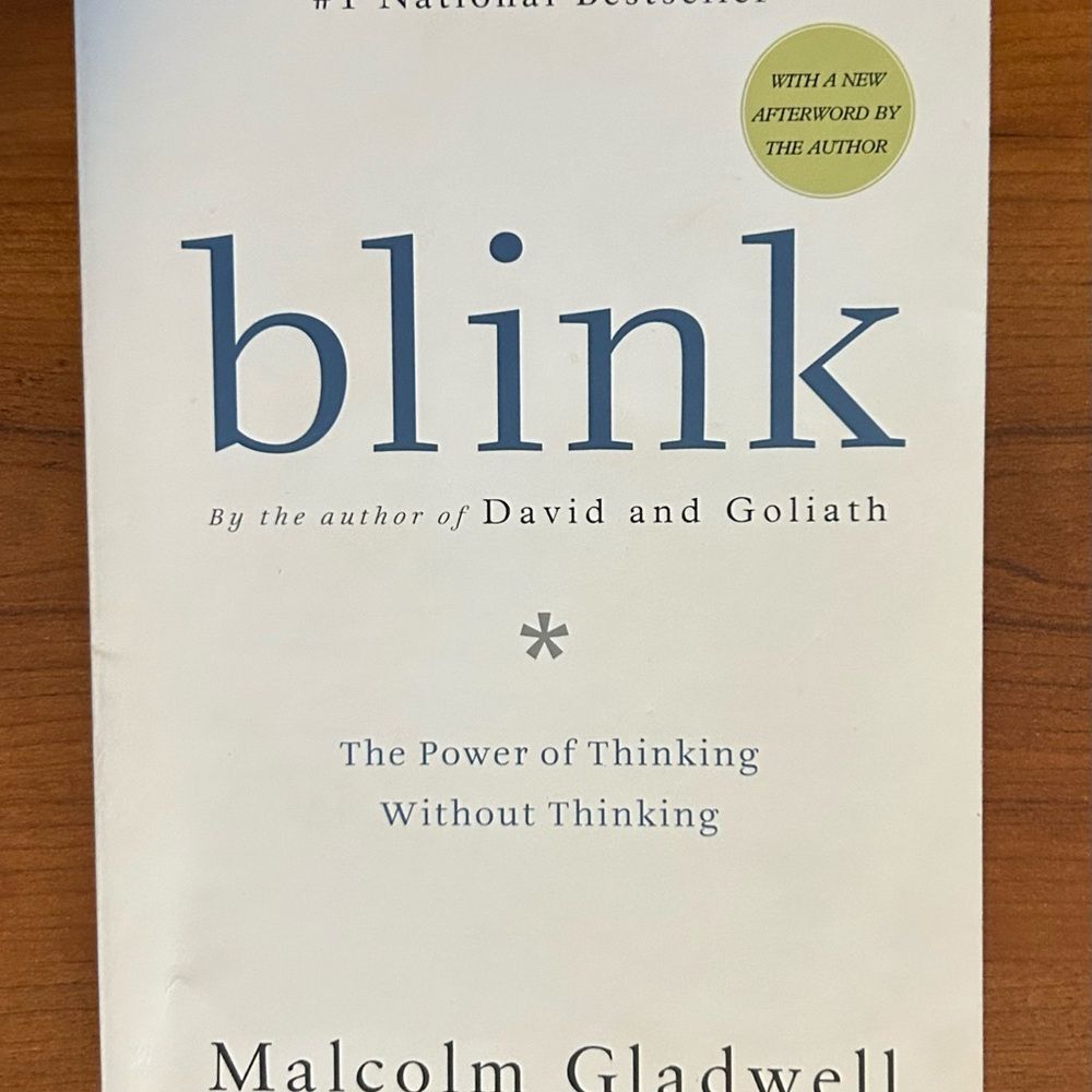 Blink by Malcolm Gladwell Paperback Book